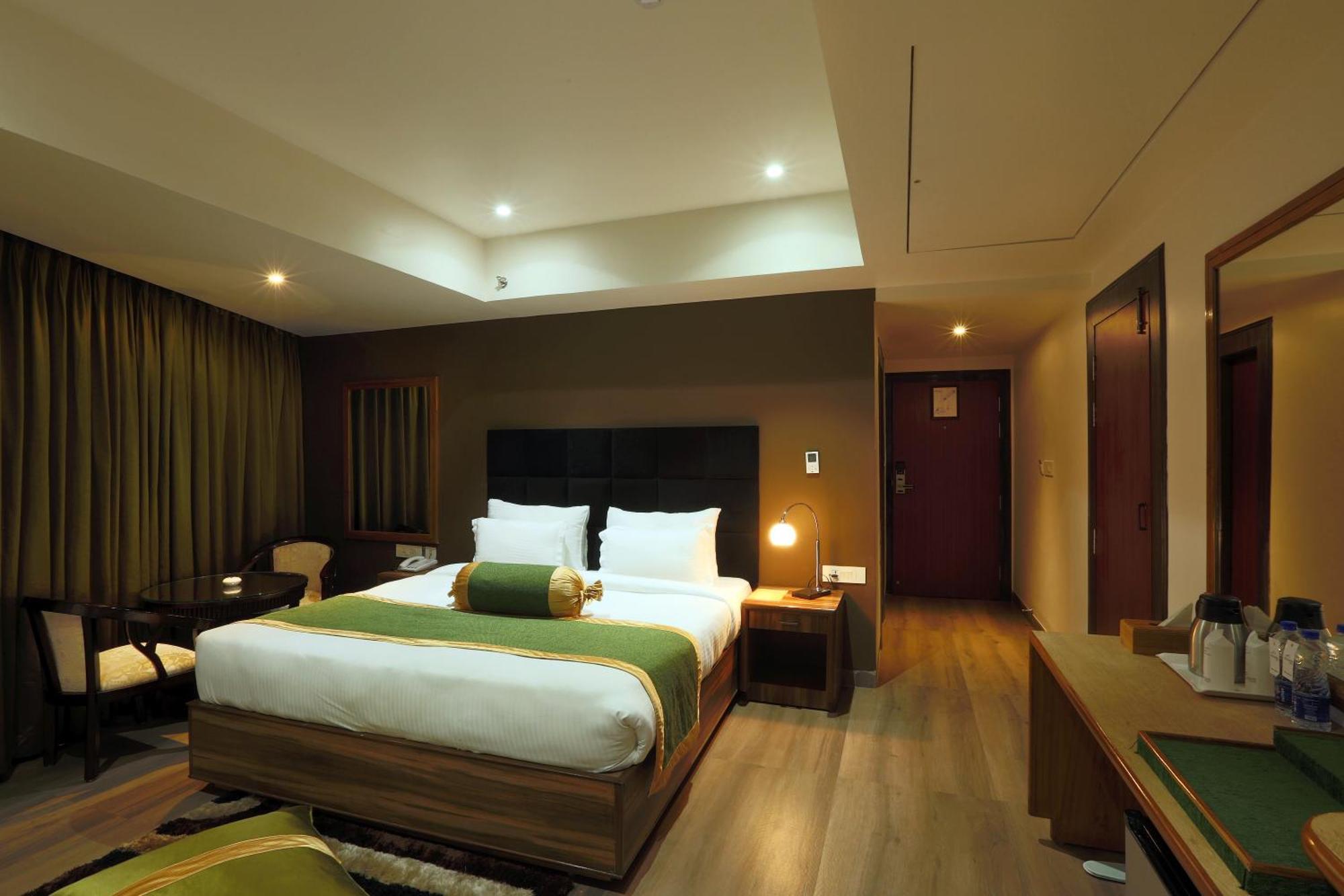 Hotel Prithvi Palace Igi Airport Delhi New Delhi Buitenkant foto