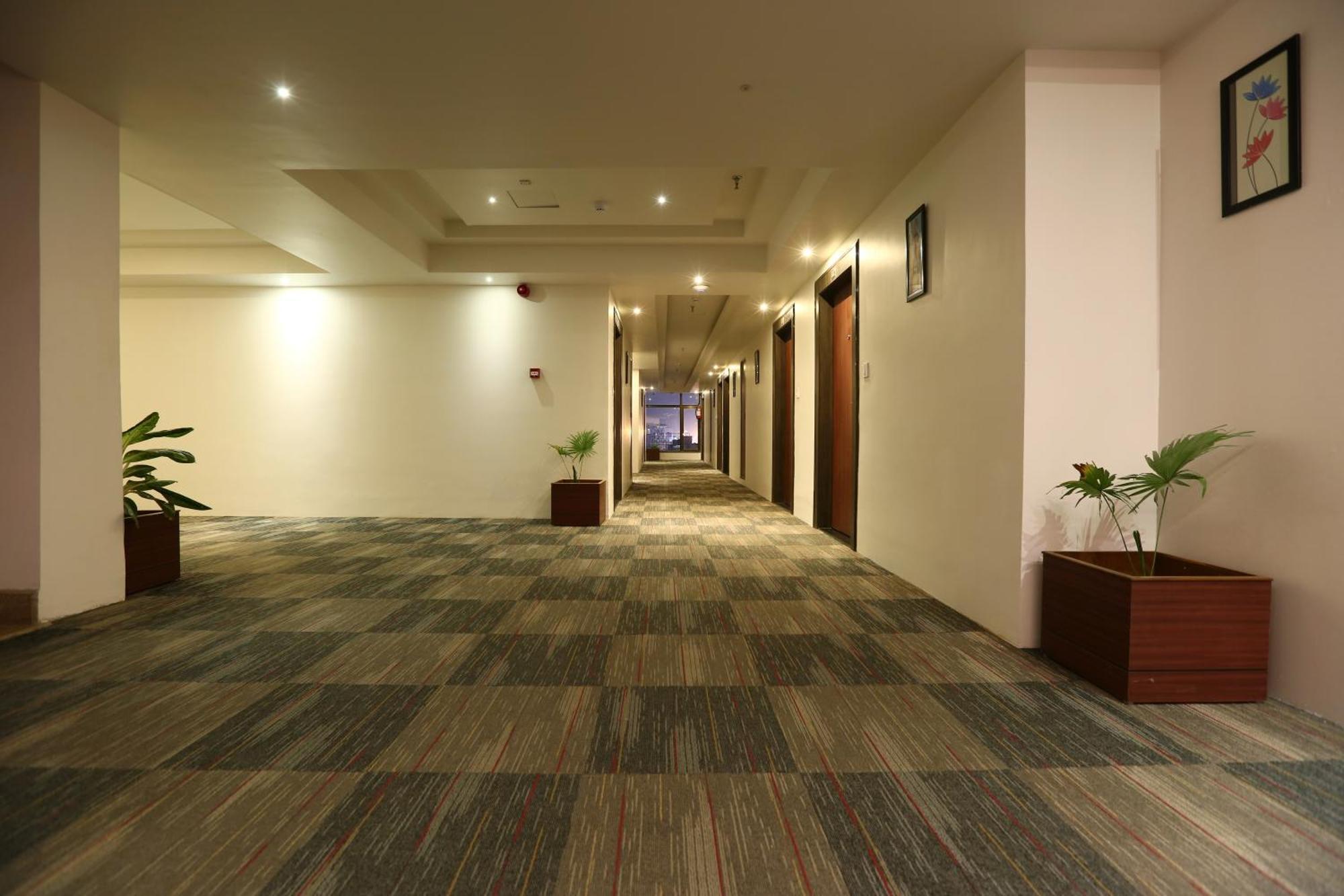 Hotel Prithvi Palace Igi Airport Delhi New Delhi Buitenkant foto
