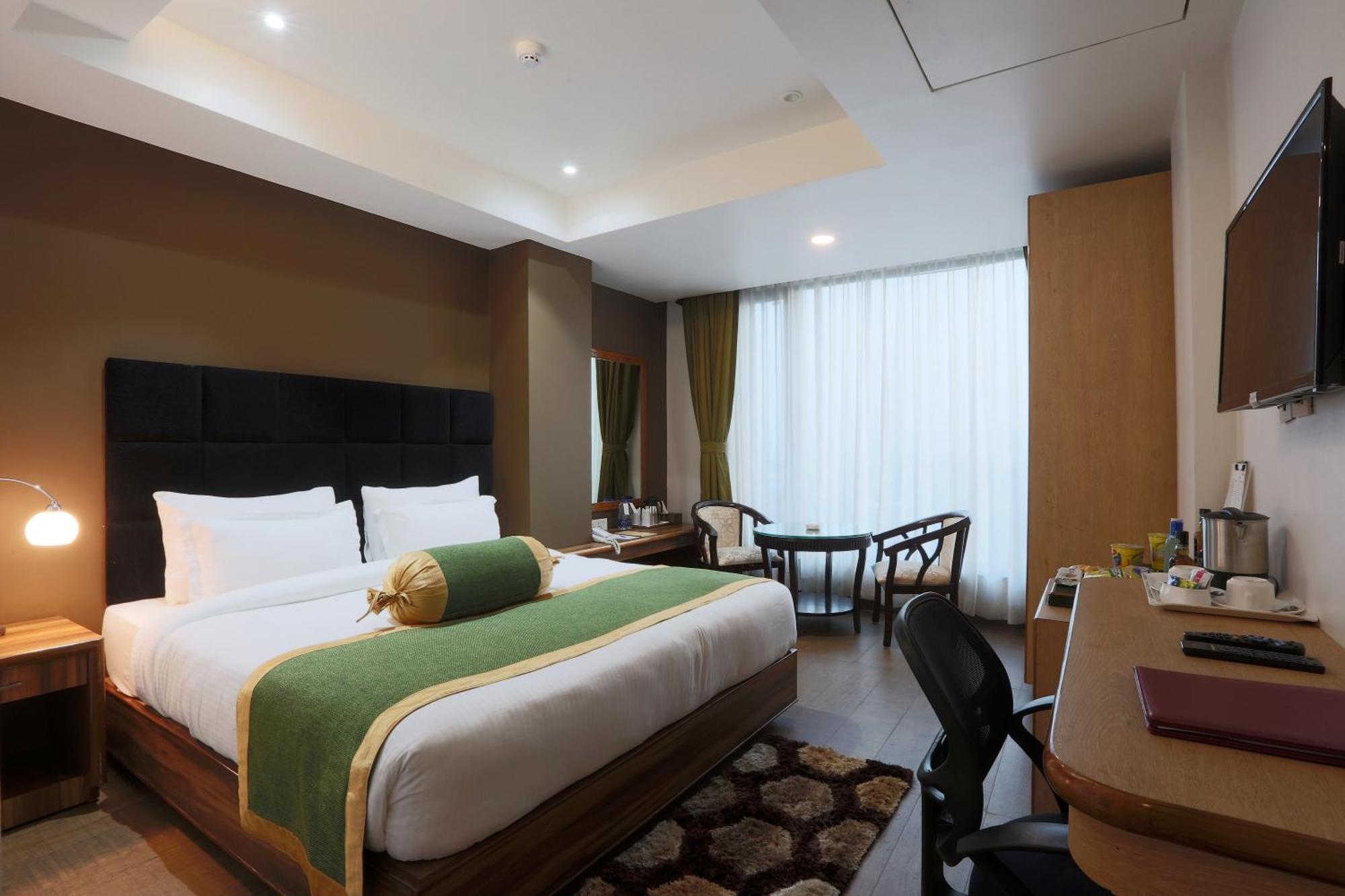 Hotel Prithvi Palace Igi Airport Delhi New Delhi Buitenkant foto