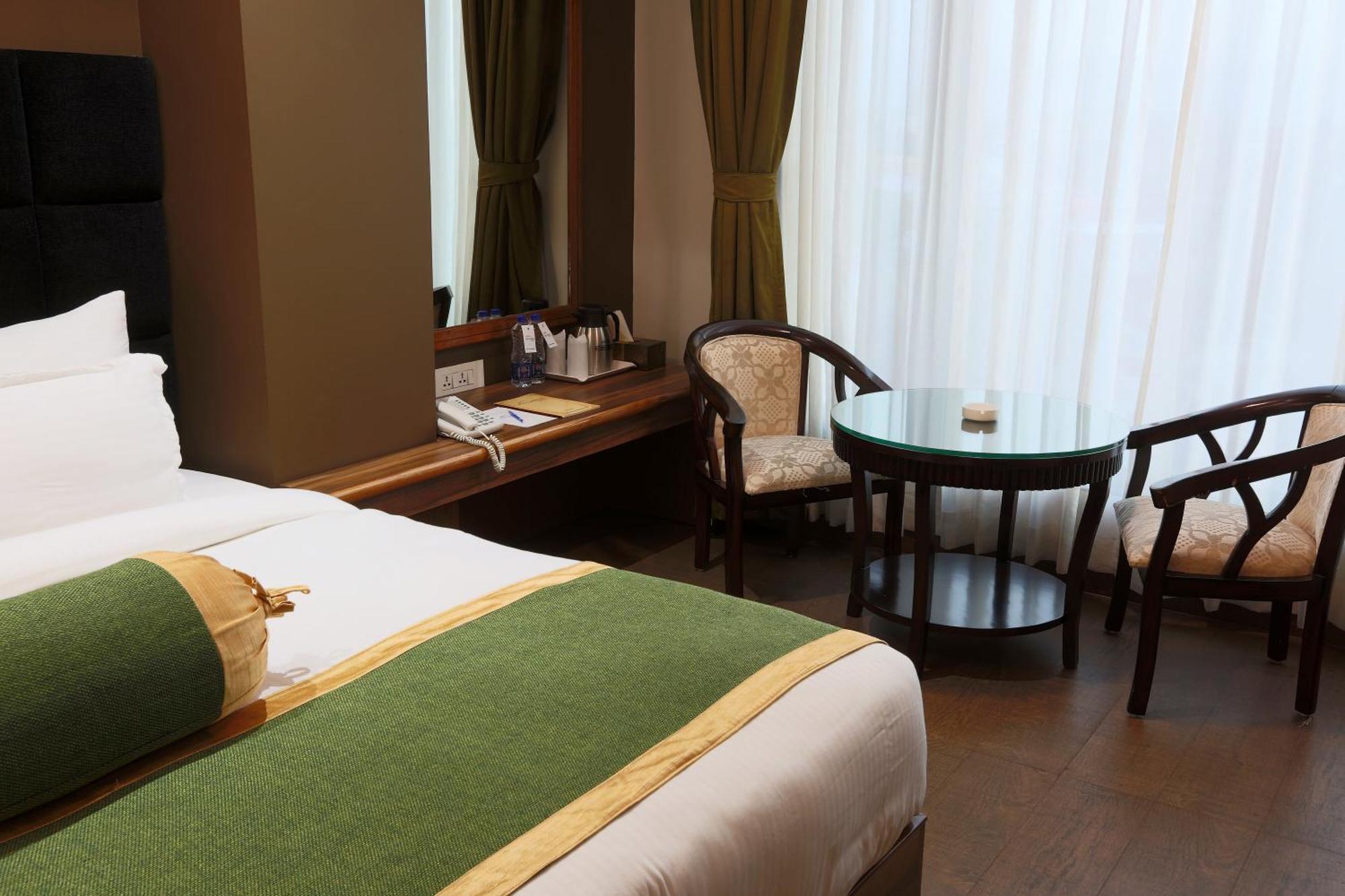Hotel Prithvi Palace Igi Airport Delhi New Delhi Buitenkant foto