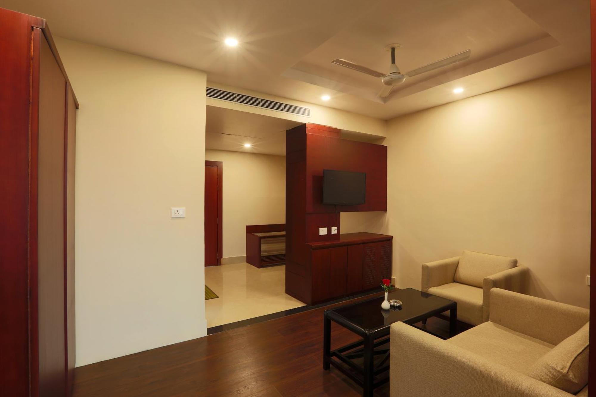 Hotel Prithvi Palace Igi Airport Delhi New Delhi Buitenkant foto