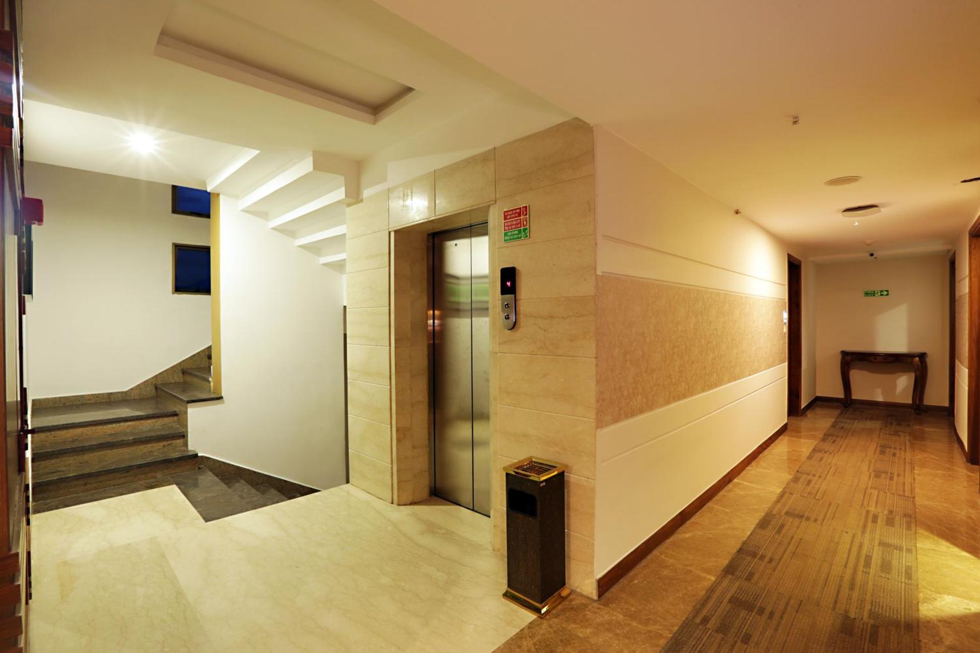 Hotel Prithvi Palace Igi Airport Delhi New Delhi Buitenkant foto